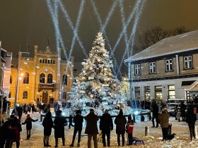 Aicinām tirgotājus pieteikt dalību dāvanu tirdziņam ziemas festivālā ''Notici brīnumam'', Kuldīgā