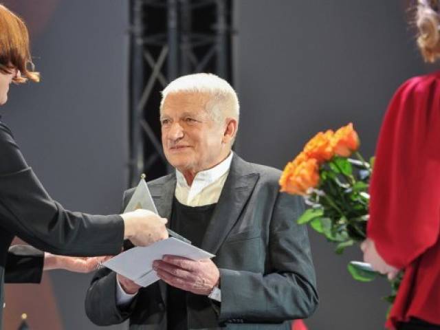 Skrundas novadnieks Andris Freibergs saņem balvu par mūža ieguldījumu Teātra mākslā