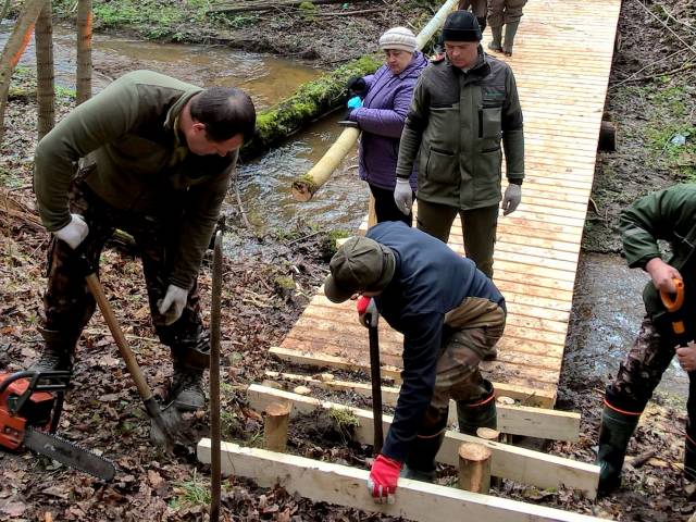 Rudbāržu mežaparka talkā – atkal kāds stūrītis Latvijas ir sakārtots!