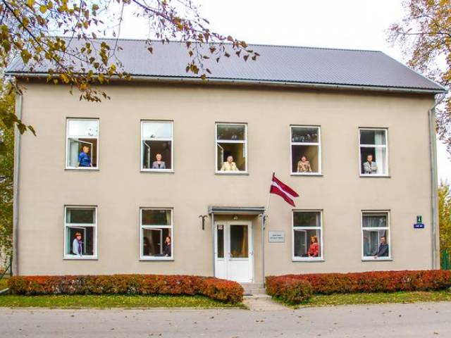 Skrundas Mūzikas skola aicina uz koncertu un uzņemšanas eksāmeniem