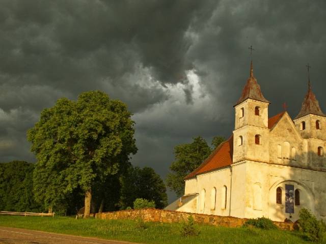 Nīkrāces sieviešu klubiņš aicina uz kapu sakopšanas talku!