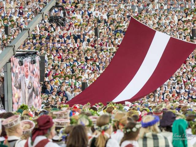 Paldies mūsu amatiermākslas kolektīviem!