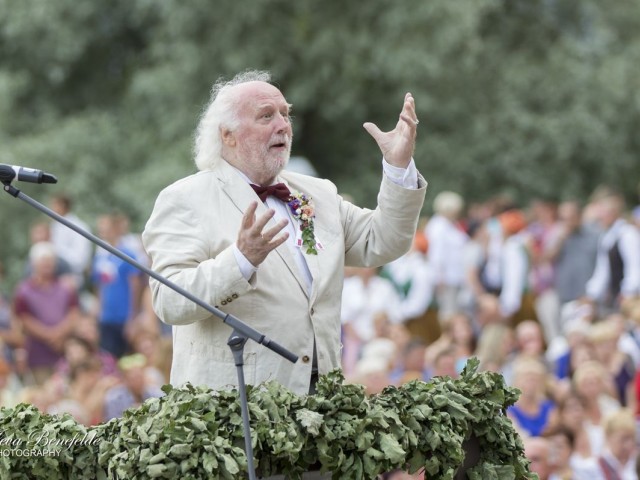 Mūžībā devies Latvijas kormūzikas leģenda, daudzkārtējs Dziesmu svētku virsdiriģents, maestro Edgars Račevskis.