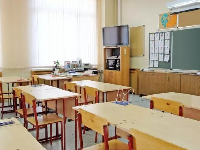 Skolas Ēdolē, Turlavā un Kabilē turpina darbu, nepietiekamā skolēnu skaita dēļ slēgs Nīkrāces pamatskolu