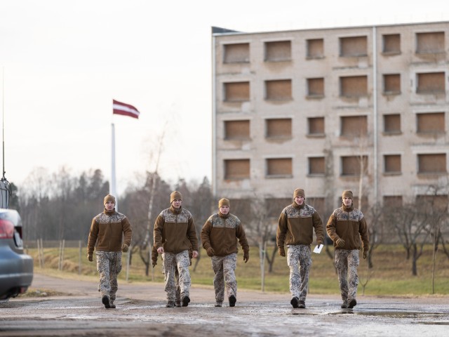 Aizvadīta izaicinājuma spēle “Jaunie Skrundas sargi”