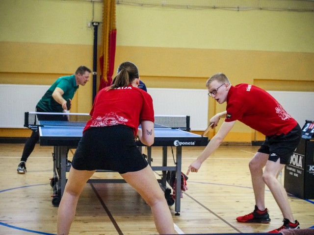  Ar galda tenisu un dartu atklātas Skrundas 10. ziemas sporta spēles