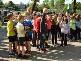 Skrundas vidusskola aicina topošo pirmklasnieku vecākus uz tikšanos