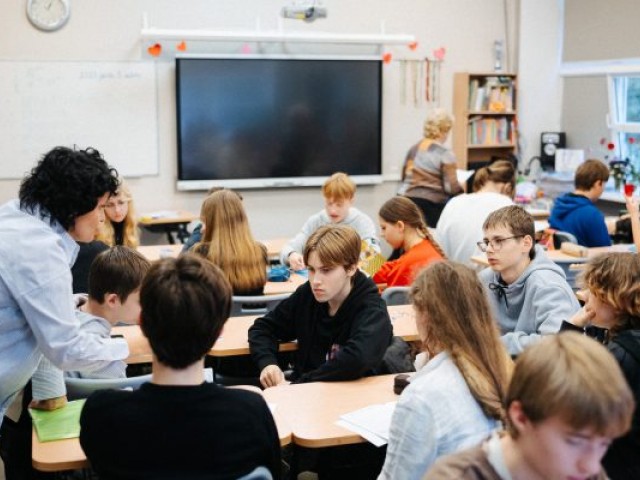 Uzsāk kampaņu mobinga novēršanai skolās, aicinot apmācībām pieteikties klašu audzinātājus
