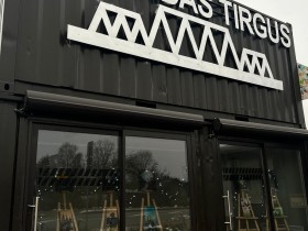 Iespēja apskatīt Skrundas mākslas studijas dalībnieku darbus