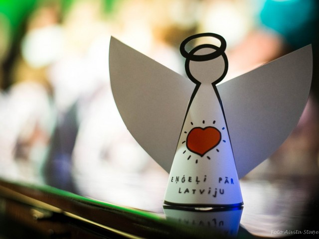 Labdarības koncertā savākti ziedojumi akcijai “Eņģeļi pār Latviju” 