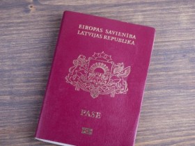 Aicina pirms vēlēšanām pārbaudīt pases un ID kartes derīgumu