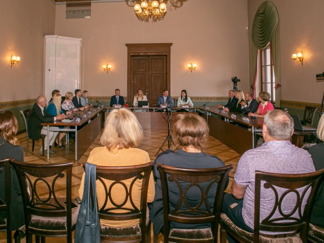 Iepazīsties ar jauno Kuldīgas novada domes sastāvu